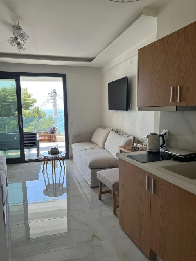 Wide Blue Luxury Boutique Suites Neos Marmaras Ngoại thất bức ảnh