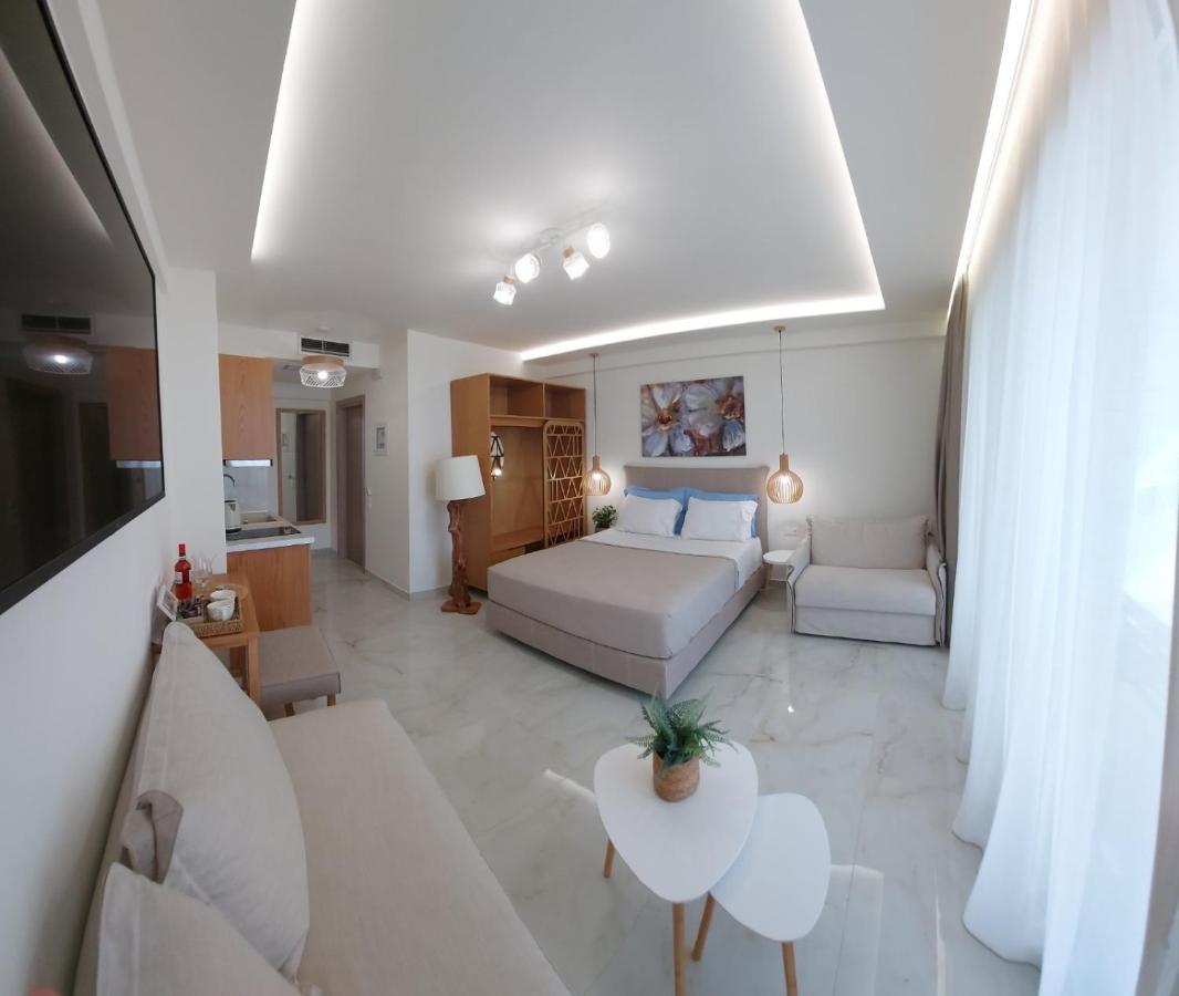 Wide Blue Luxury Boutique Suites Neos Marmaras Ngoại thất bức ảnh