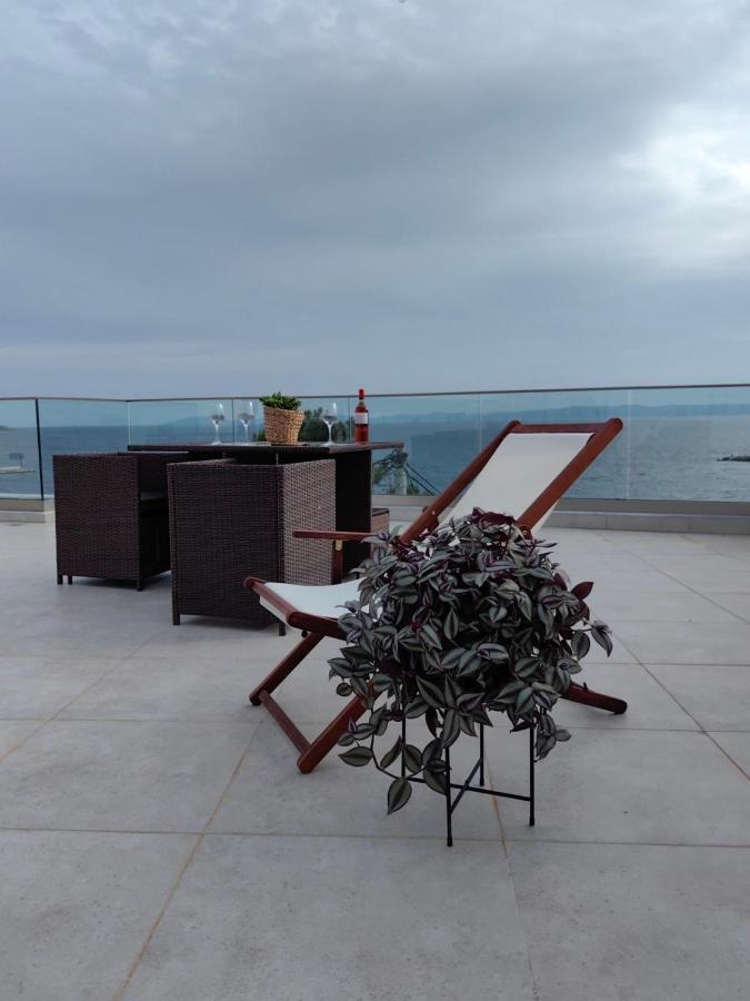 Wide Blue Luxury Boutique Suites Neos Marmaras Ngoại thất bức ảnh