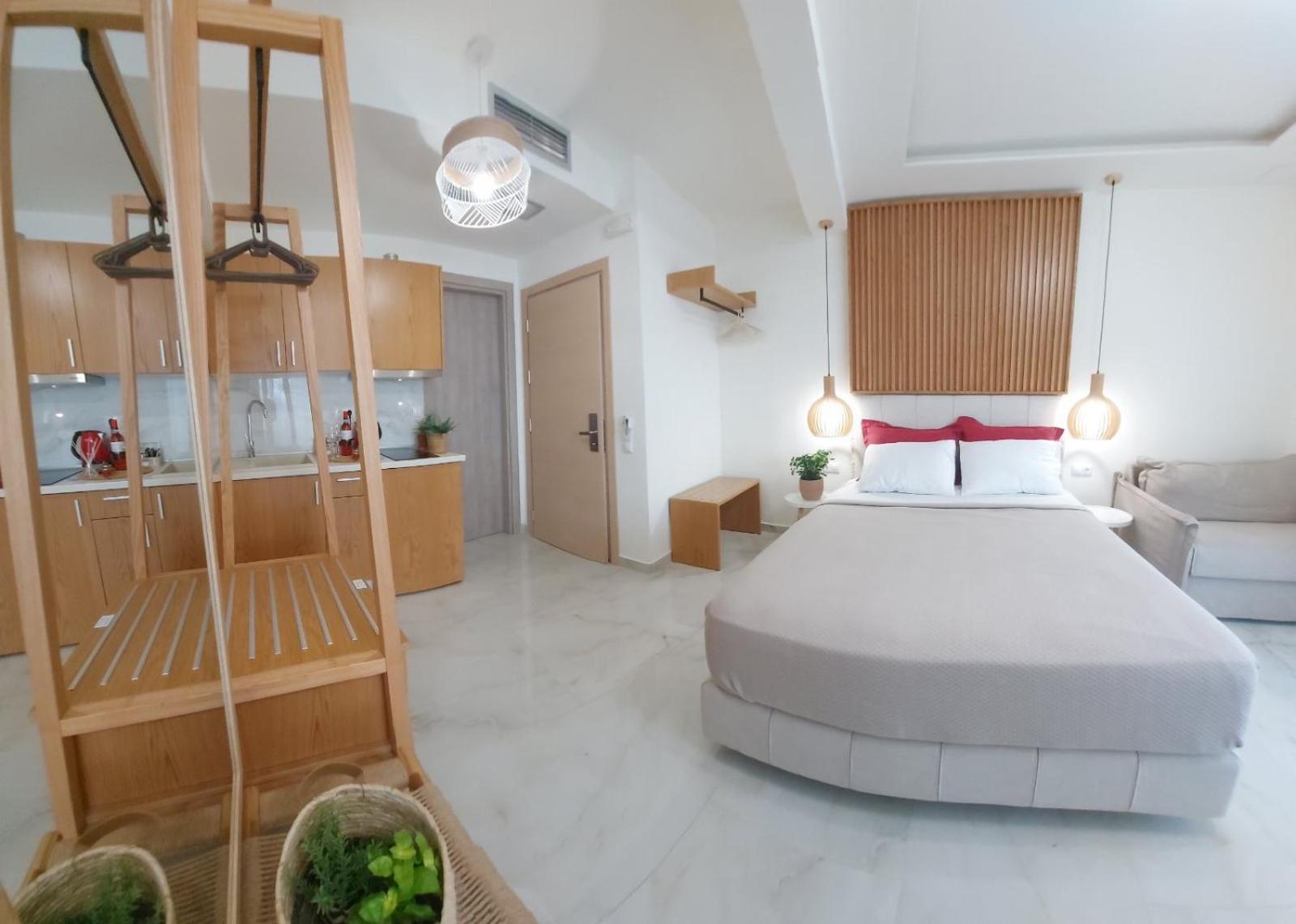 Wide Blue Luxury Boutique Suites Neos Marmaras Ngoại thất bức ảnh